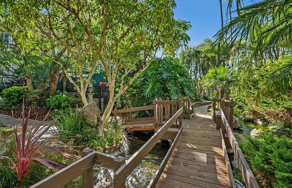 Oceanview Retreat - Steps To The Beach And 2 Pools Aparthotel Oceanside Exterior photo