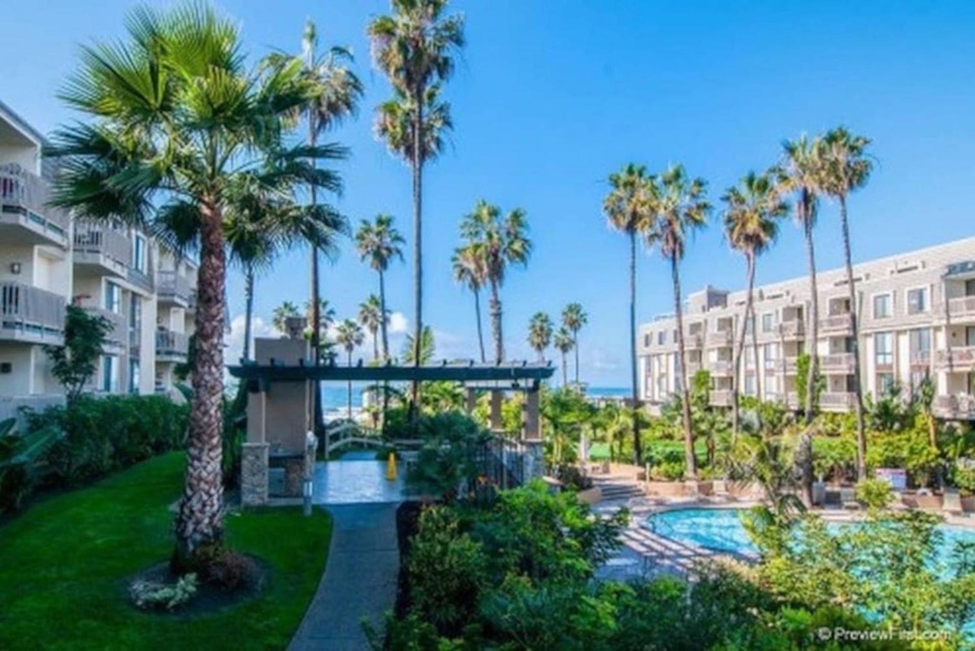 Oceanview Retreat - Steps To The Beach And 2 Pools Aparthotel Oceanside Exterior photo